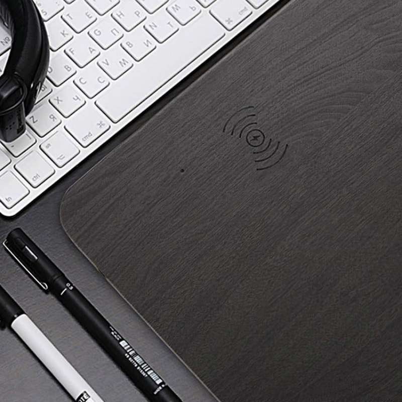 Essential Mouse Pad With Wireless Phone Charger-10W 4 Wireless Phone Charger